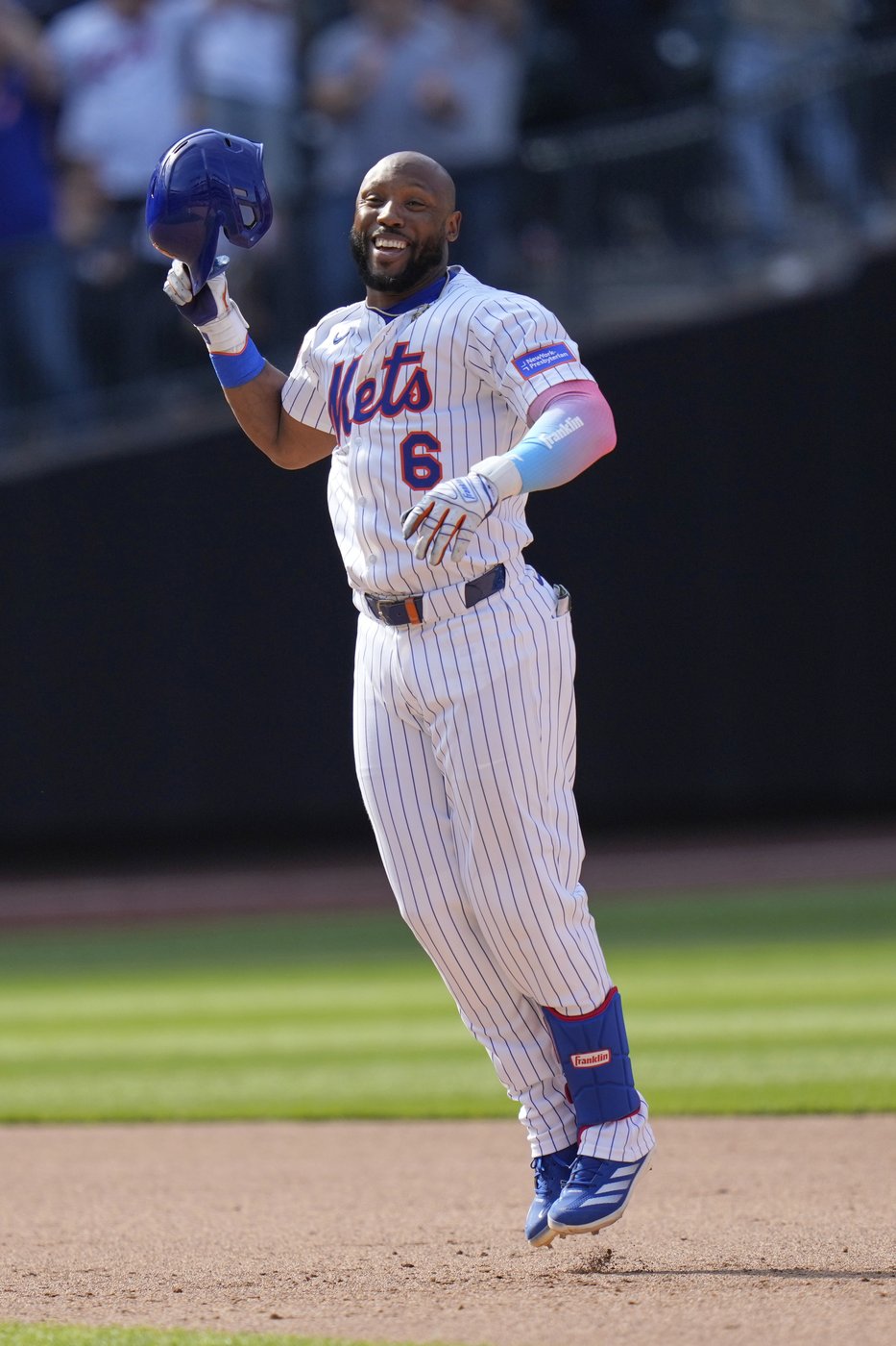 Mets sweep Phillies, extend winning streak to 7 in game with play at the plate and balk that wasn't | iNFOnews.ca Mets sweep Phillies, extend winning streak to 7 in game with play at the plate and balk that wasn't | iNFOnews.ca