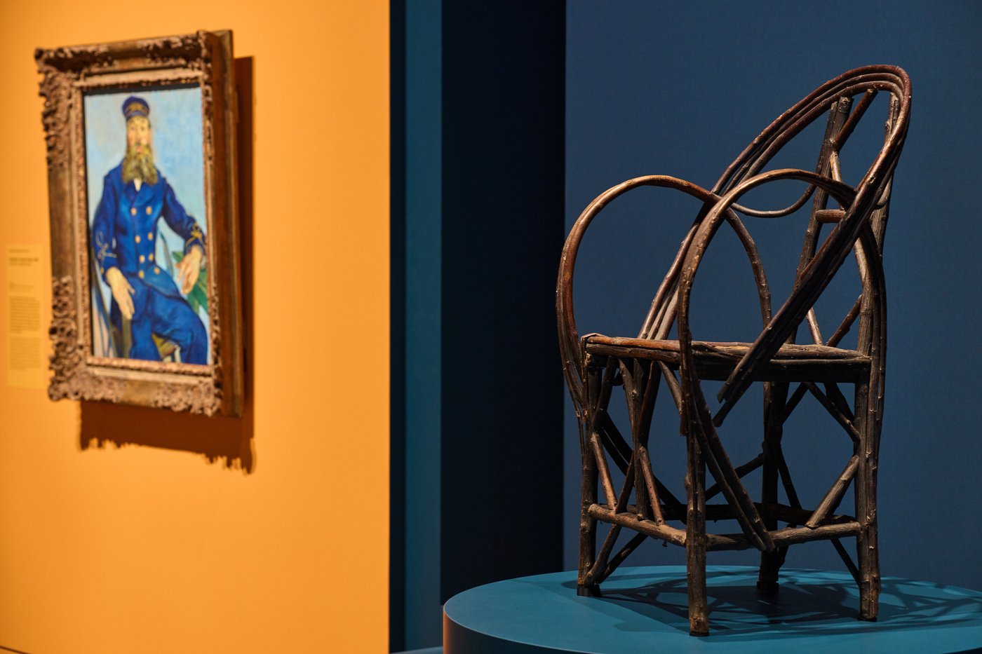 A postman, his family, and a chair: Van Gogh museum's surprising reunion exhibition | iNFOnews.ca A postman, his family, and a chair: Van Gogh museum's surprising reunion exhibition | iNFOnews.ca