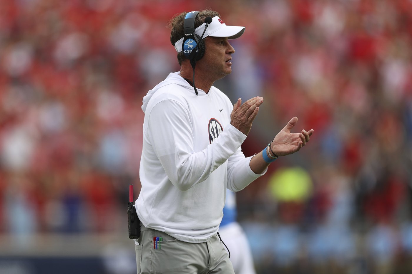 Kentucky upsets No. 6 Mississippi 20-17 with late TD and missed FG by Rebels in final minute | iNFOnews.ca Kentucky upsets No. 6 Mississippi 20-17 with late TD and missed FG by Rebels in final minute | iNFOnews.ca