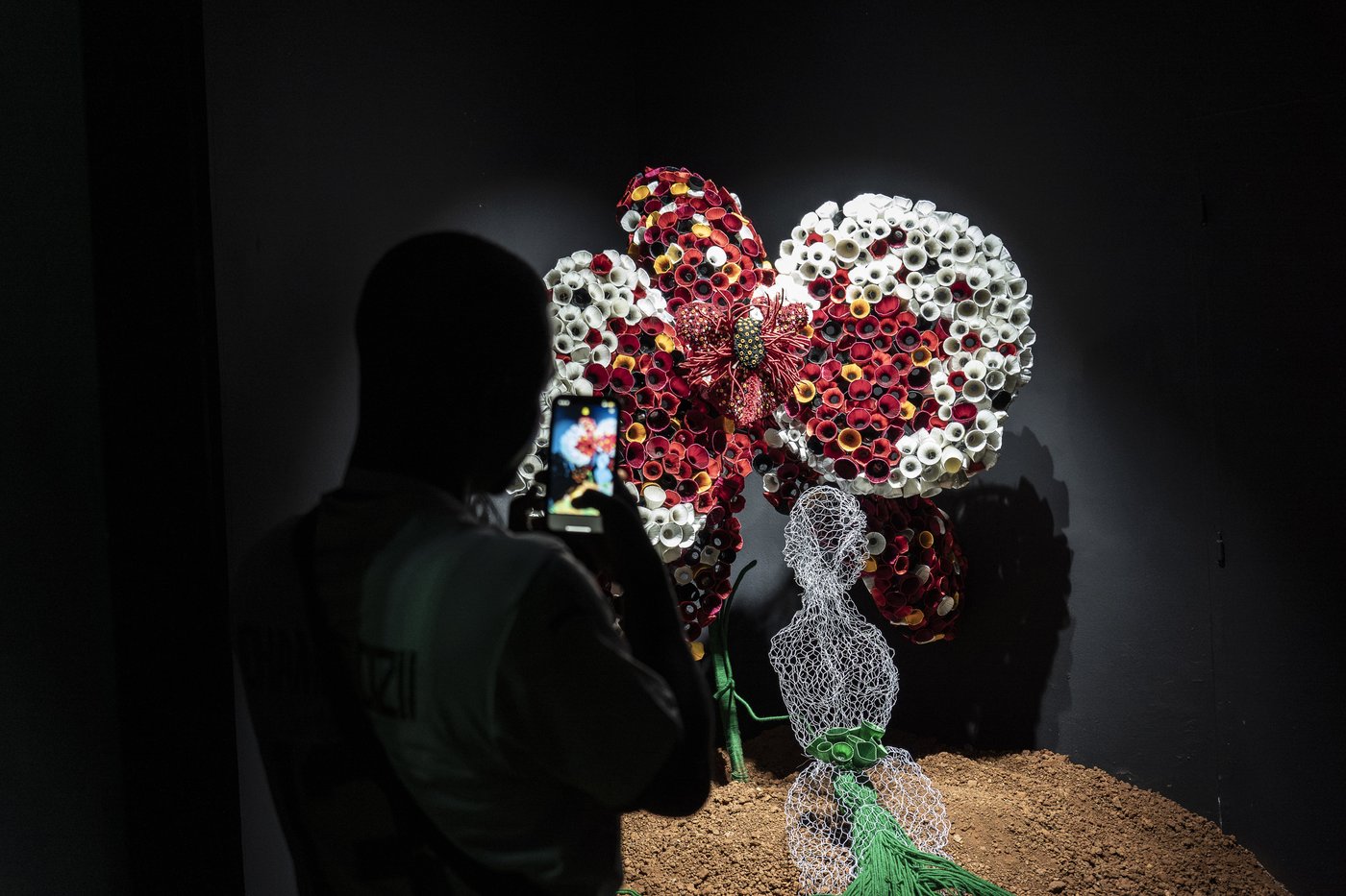 At an art festival in Dakar, artists from both sides of the Atlantic examine the legacy of slavery | iNFOnews.ca