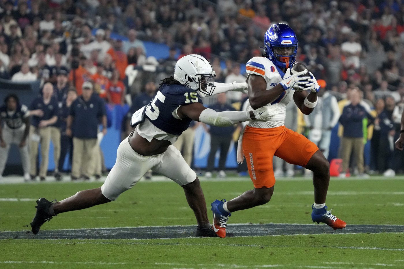 No. 5 Penn State bottles up Jeanty, beats No. 8 Boise State 31-14 in Fiesta Bowl | iNFOnews.ca