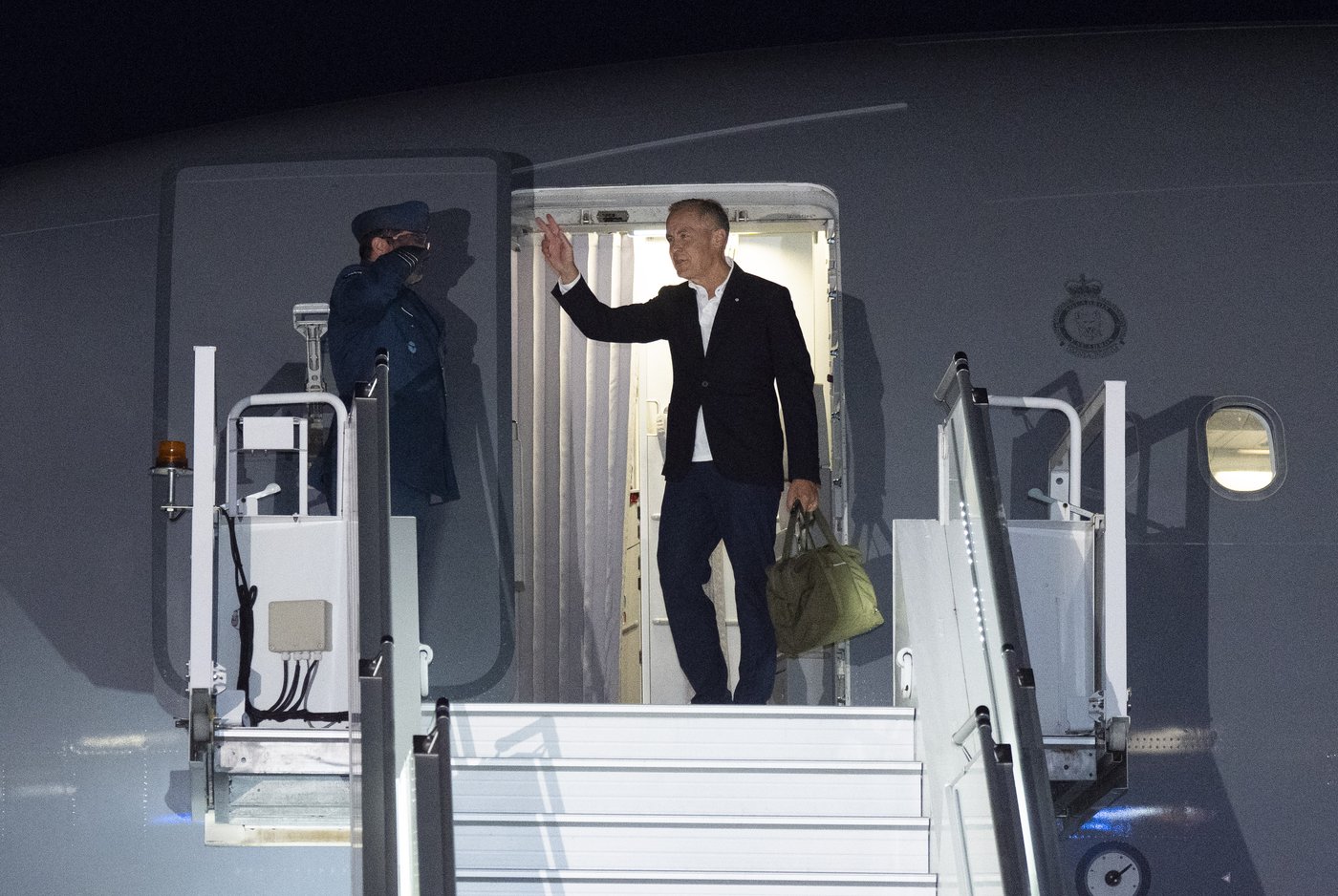 Carney's globe-spanning travel schedule draws both criticism and praise | iNFOnews.ca