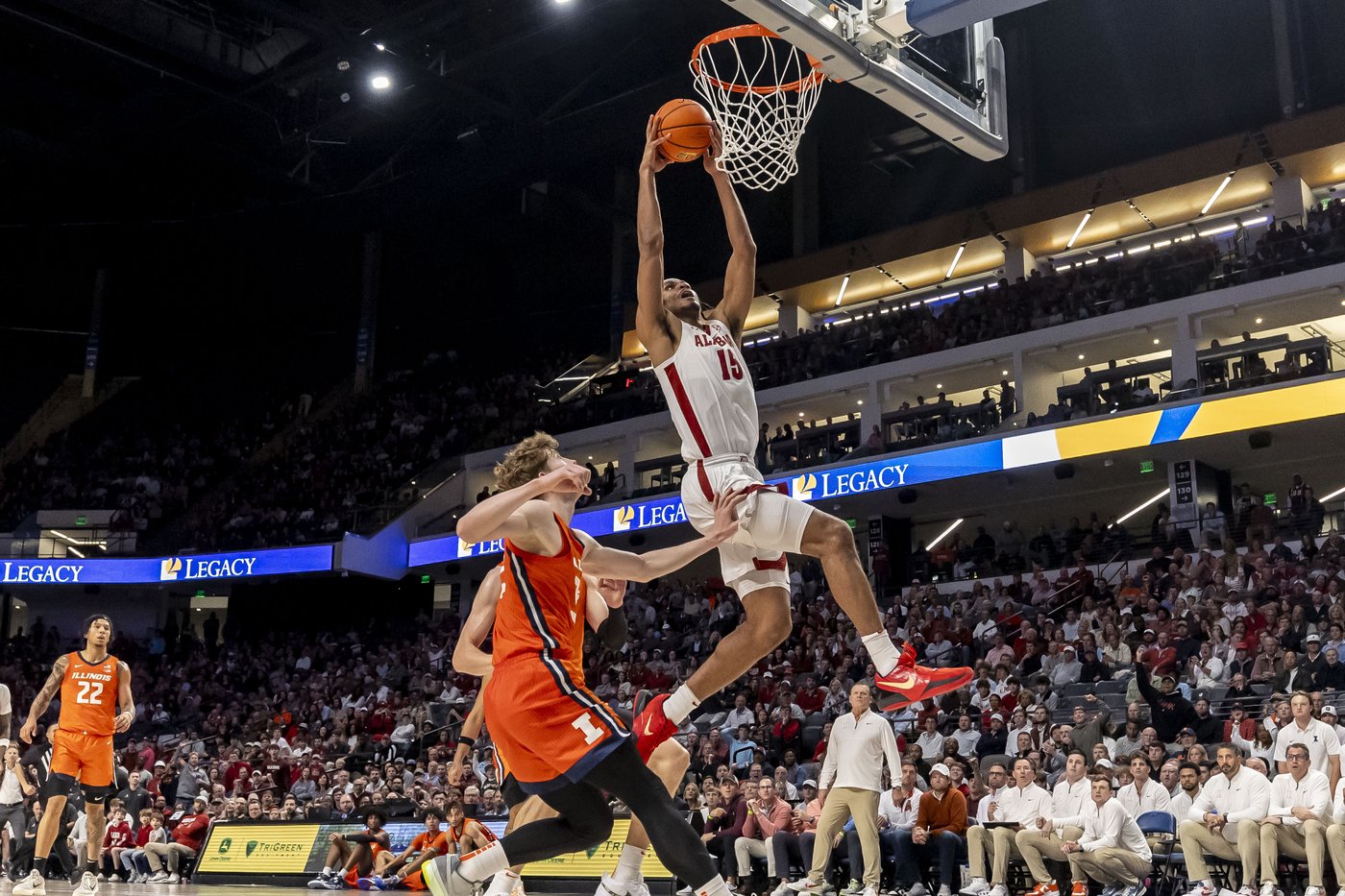 Nelson scores 23 to lead No. 8 Alabama past No. 25 Illinois, 100-87 | iNFOnews.ca
