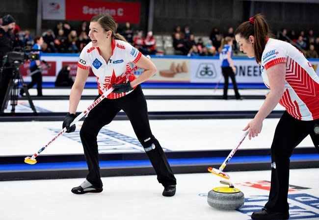 Korea scores trio in ninth end to edge Canada 7-6 at world women's curling event | iNFOnews.ca