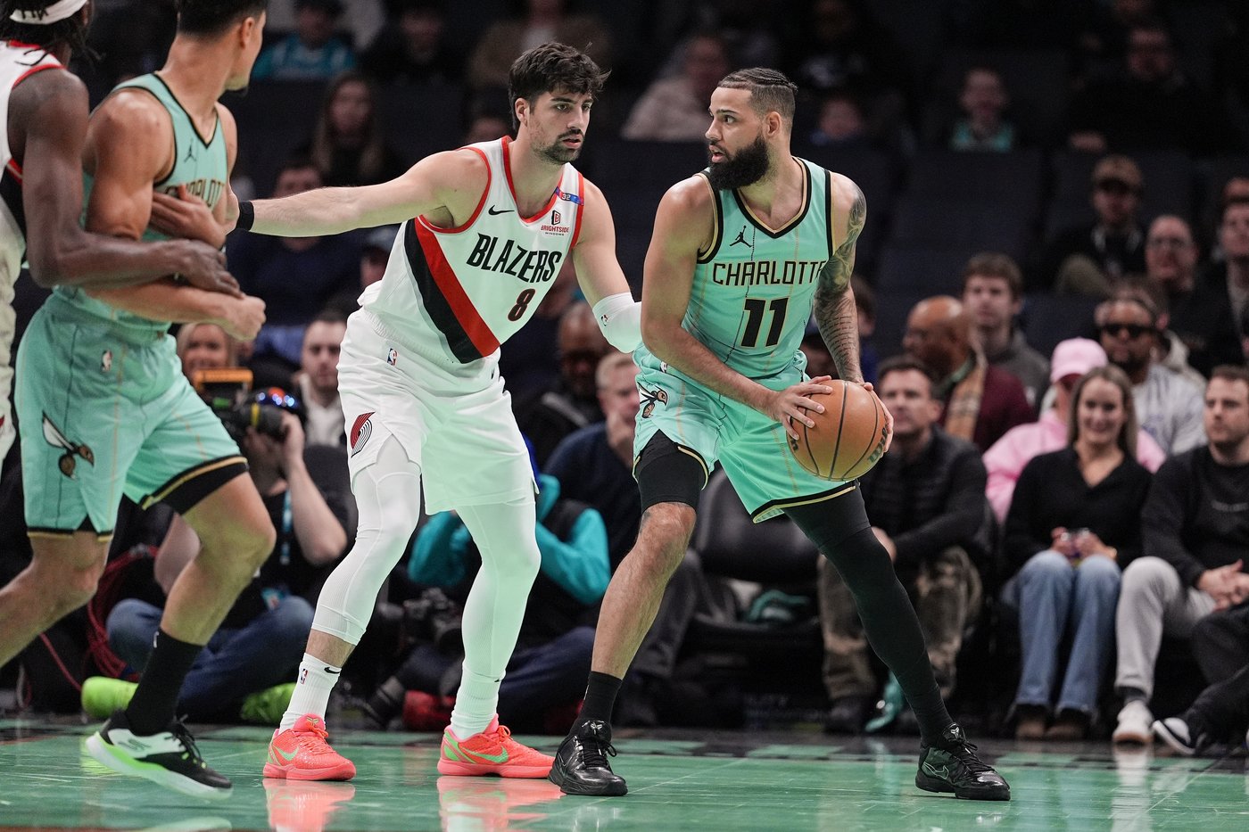 Simons scores 27 points as Trail Blazers beat Hornets 102-97 for 4th straight victory | iNFOnews.ca Simons scores 27 points as Trail Blazers beat Hornets 102-97 for 4th straight victory | iNFOnews.ca