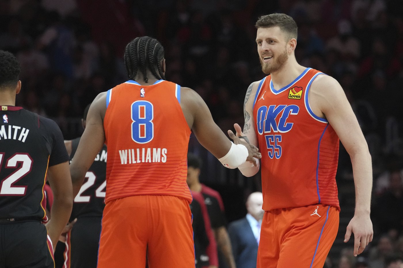 The Thunder should have been quite tired. They went 2-0 in Florida anyway, pushing record to 22-5 | iNFOnews.ca The Thunder should have been quite tired. They went 2-0 in Florida anyway, pushing record to 22-5 | iNFOnews.ca