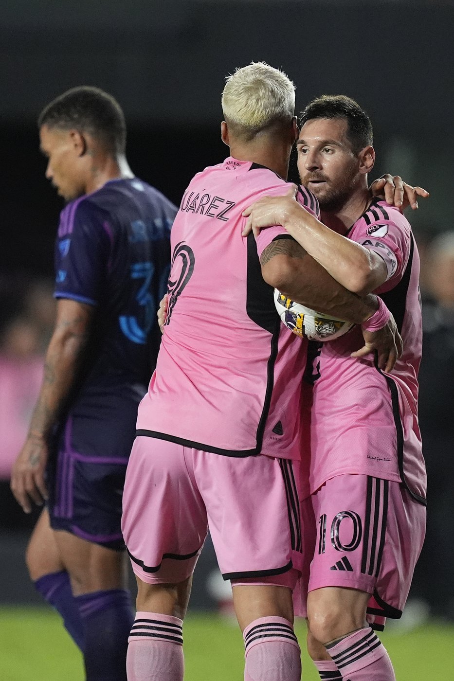 Messi scores, Inter Miami moves closer to No. 1 seed with 1-1 draw against Charlotte FC | iNFOnews.ca Messi scores, Inter Miami moves closer to No. 1 seed with 1-1 draw against Charlotte FC | iNFOnews.ca