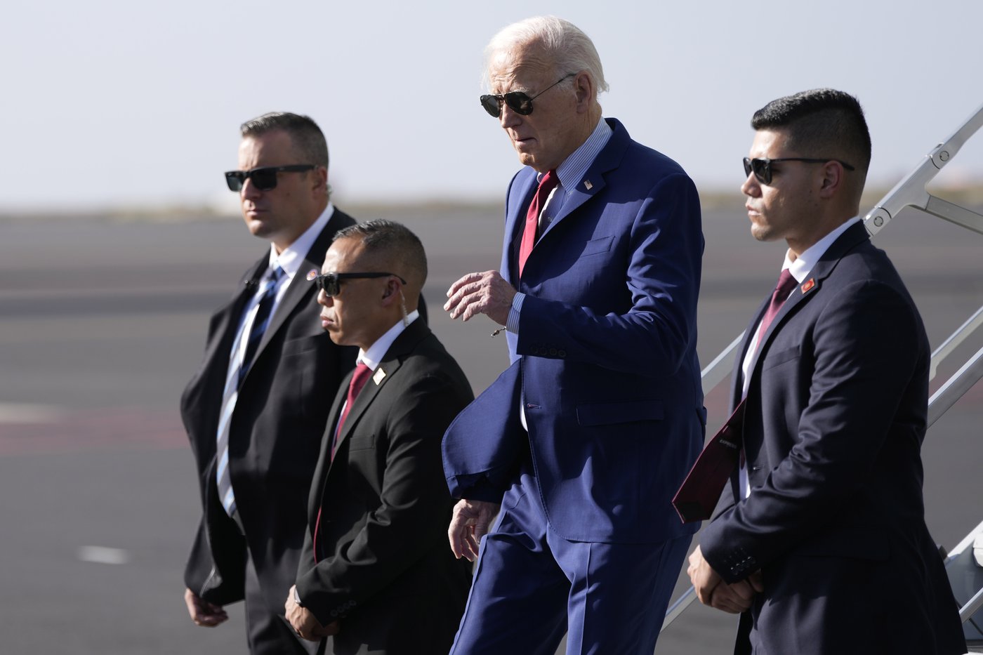 Some Democrats are frustrated over Joe Biden reversing course and pardoning his son Hunter | iNFOnews.ca Some Democrats are frustrated over Joe Biden reversing course and pardoning his son Hunter | iNFOnews.ca