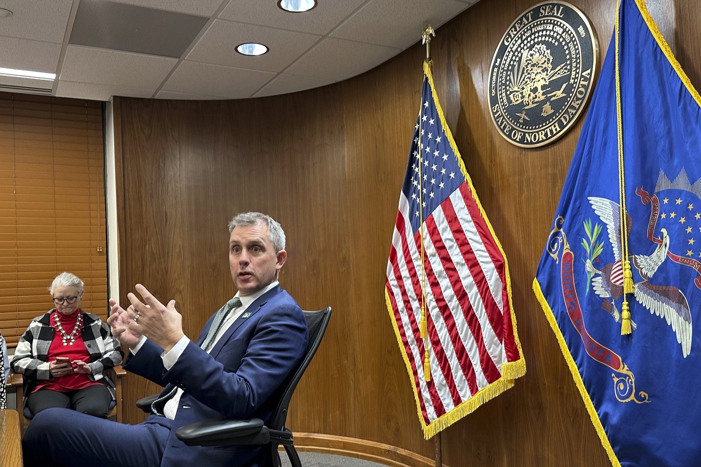North Dakota governor signs bill doing away with Fargo's unusual voting system | iNFOnews.ca North Dakota governor signs bill doing away with Fargo's unusual voting system | iNFOnews.ca