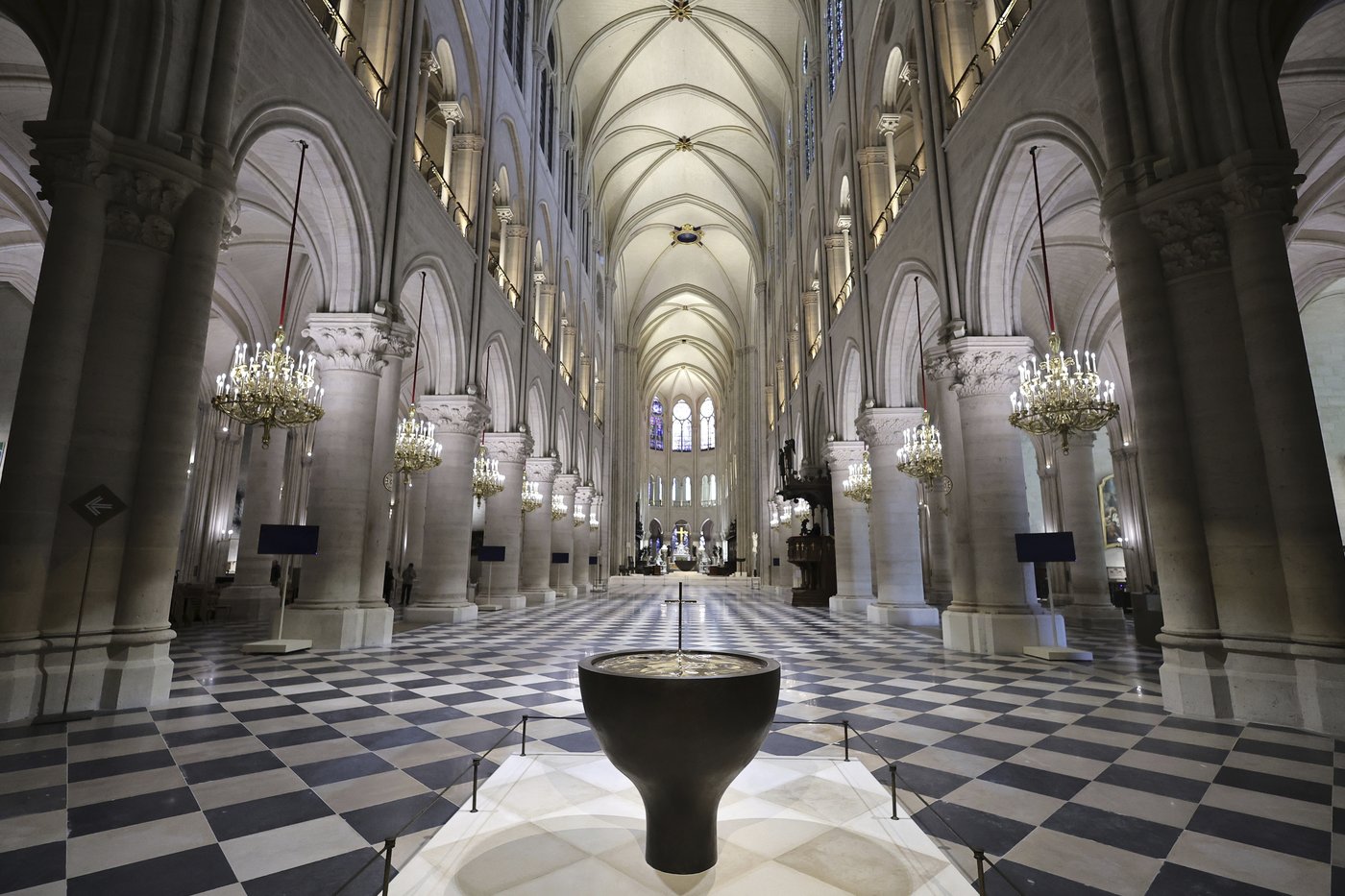 PHOTO COLLECTION: France Notre Dame | iNFOnews.ca