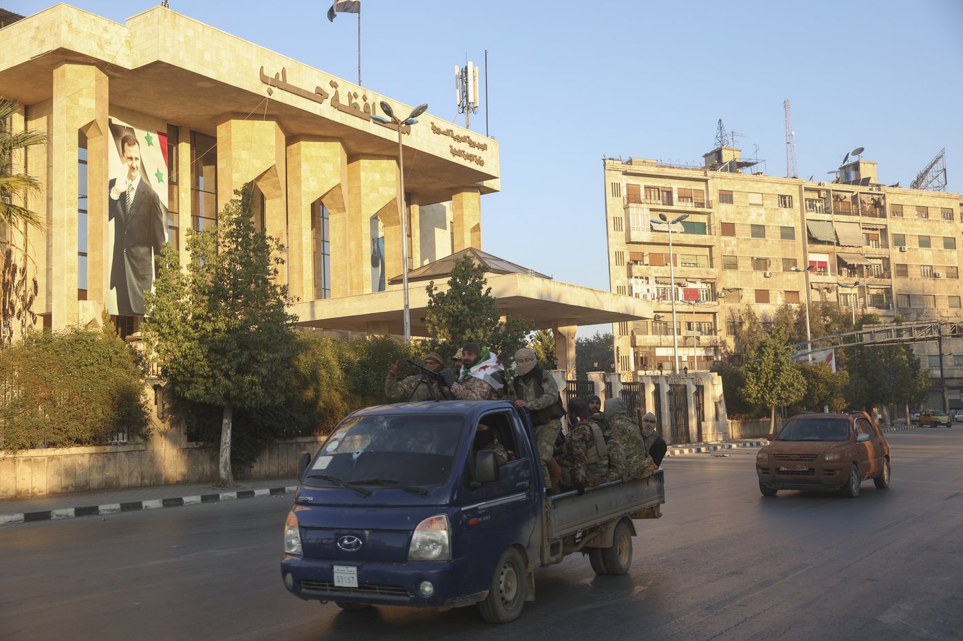 After entering Aleppo, Syrian insurgents advance to a nearby province. Assad says he'll defeat them | iNFOnews.ca After entering Aleppo, Syrian insurgents advance to a nearby province. Assad says he'll defeat them | iNFOnews.ca