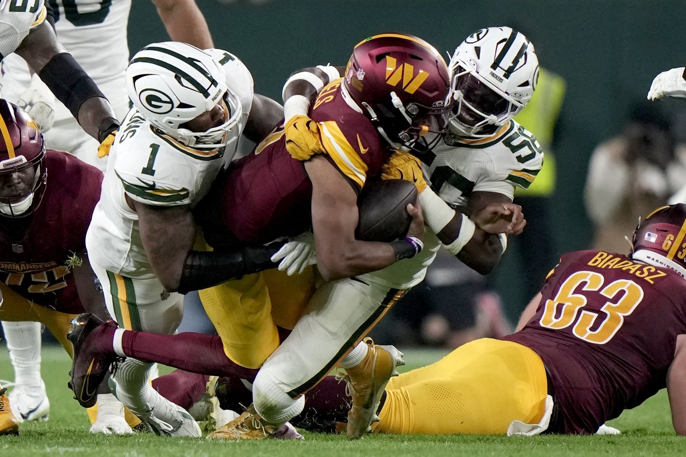 Jayden Daniels and the Washington Commanders have not looked nearly as good so far this season | iNFOnews.ca