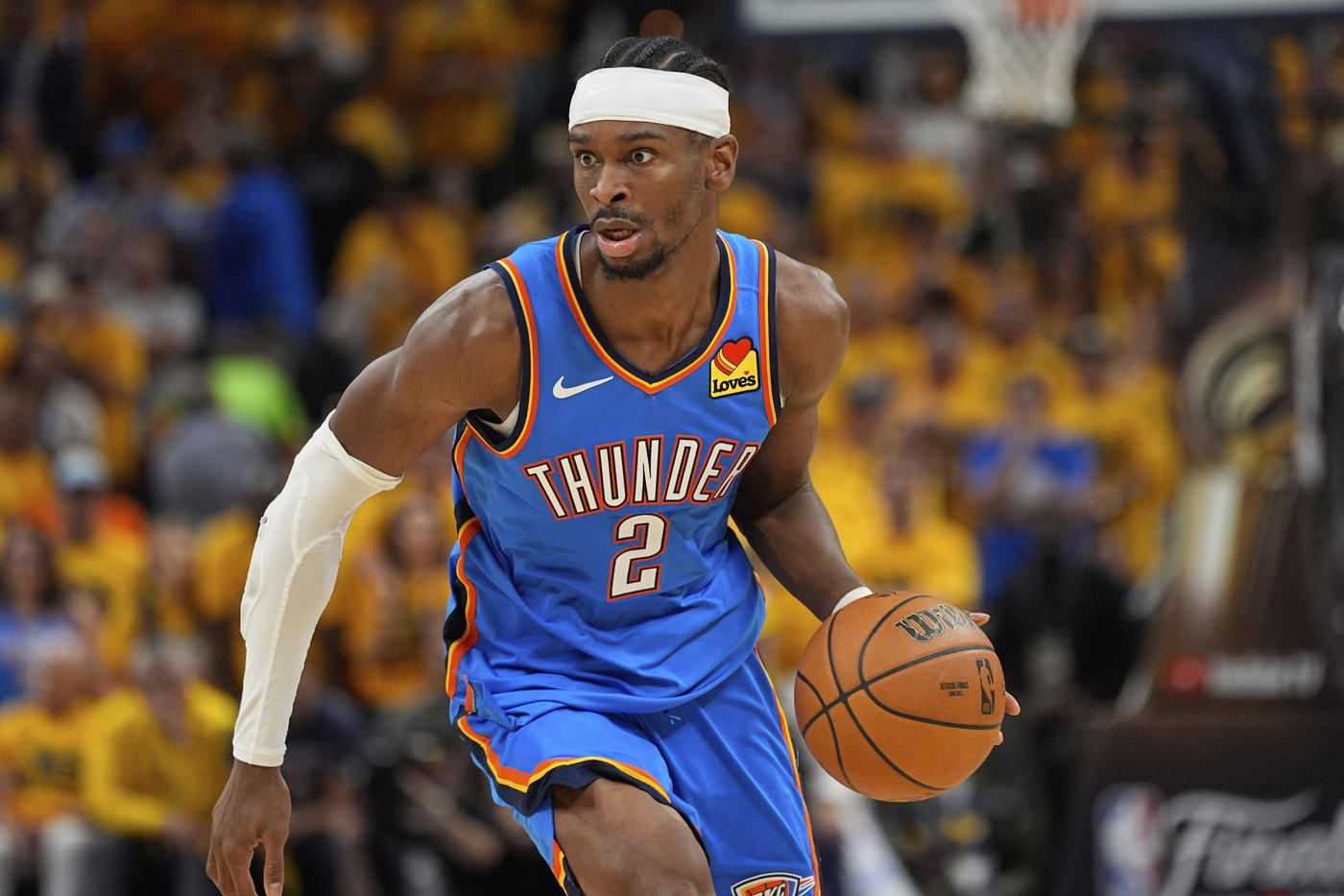 Shai Gilgeous-Alexander agrees to massive 4-year extension with NBA champion Thunder, AP source says | iNFOnews.ca Shai Gilgeous-Alexander agrees to massive 4-year extension with NBA champion Thunder, AP source says | iNFOnews.ca
