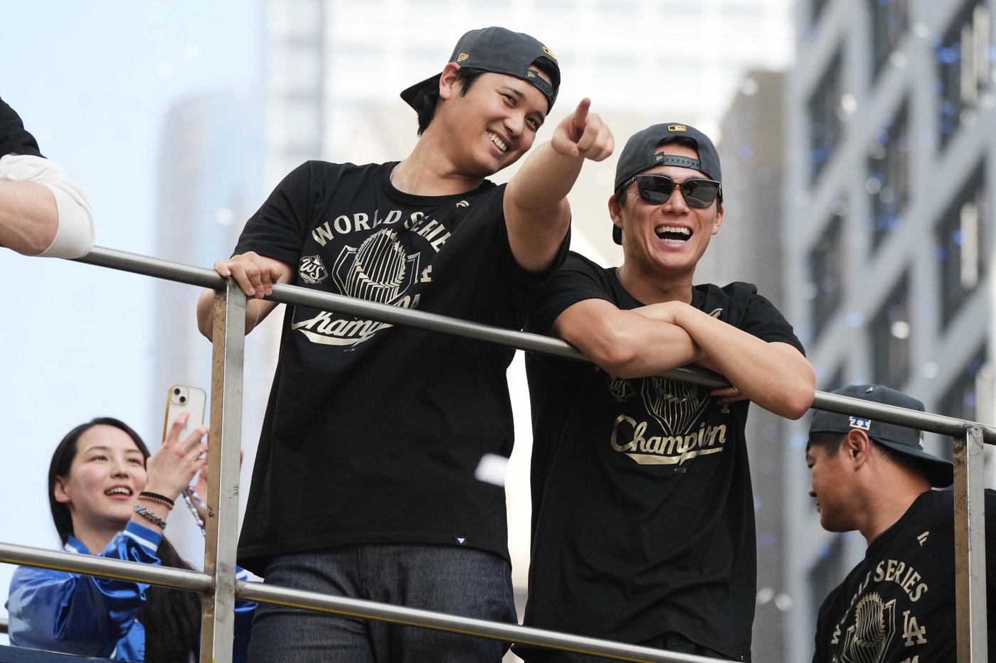 Dodgers celebrate World Series title with downtown parade, stadium rally | iNFOnews.ca Dodgers celebrate World Series title with downtown parade, stadium rally | iNFOnews.ca