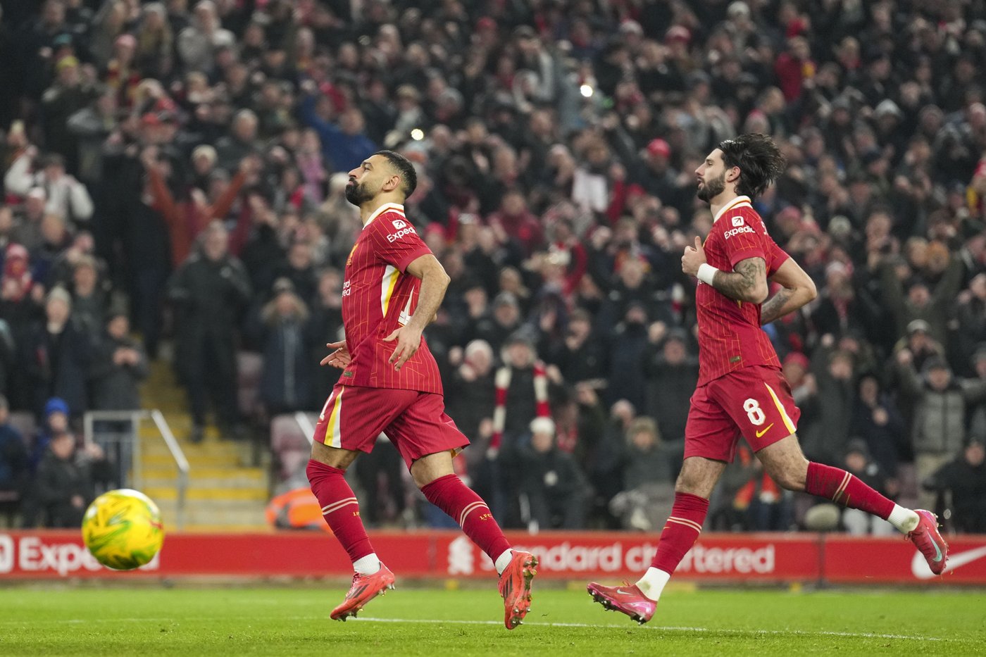 Liverpool routs Tottenham 4-0 to set up English League Cup final against Newcastle | iNFOnews.ca