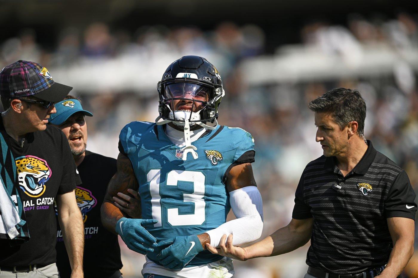 Jags WR Christian Kirk is out for the season after breaking his left collarbone | iNFOnews.ca Jags WR Christian Kirk is out for the season after breaking his left collarbone | iNFOnews.ca