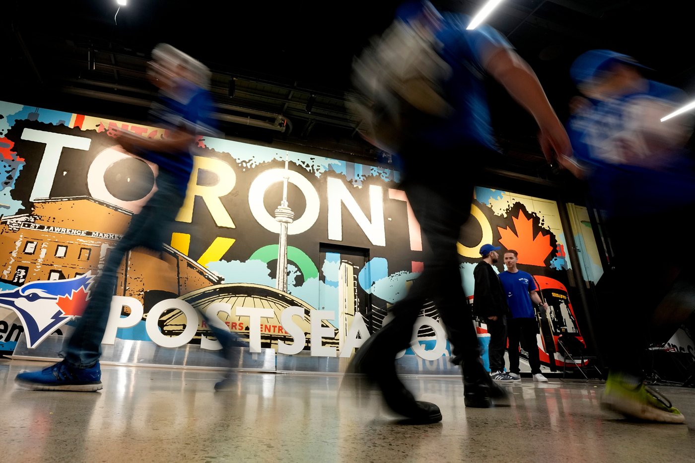 Blue Jays say Game 7 'ticket management issues' from Amazon outage being resolved | iNFOnews.ca