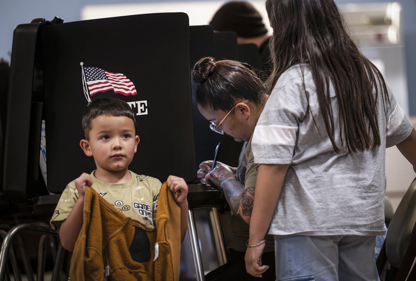 Democrats dominate New Mexico with reelection of US Sen. Martin Heinrich and US Rep. Gabe Vasquez | iNFOnews.ca
