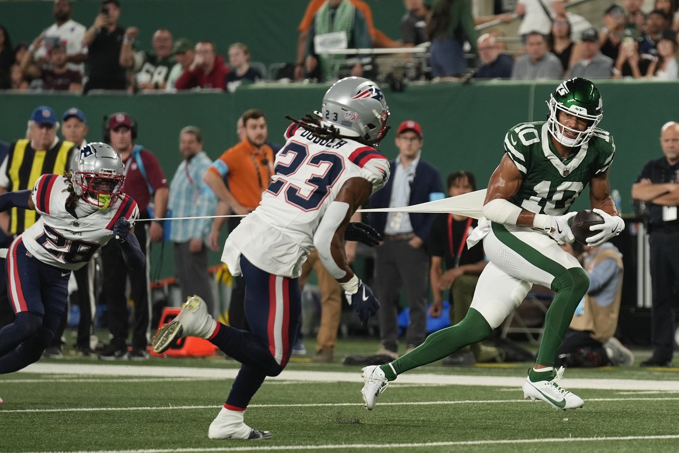 Patriots put LB Ja’Whaun Bentley on IR, promote Kyle Dugger to captain | iNFOnews.ca Patriots put LB Ja’Whaun Bentley on IR, promote Kyle Dugger to captain | iNFOnews.ca