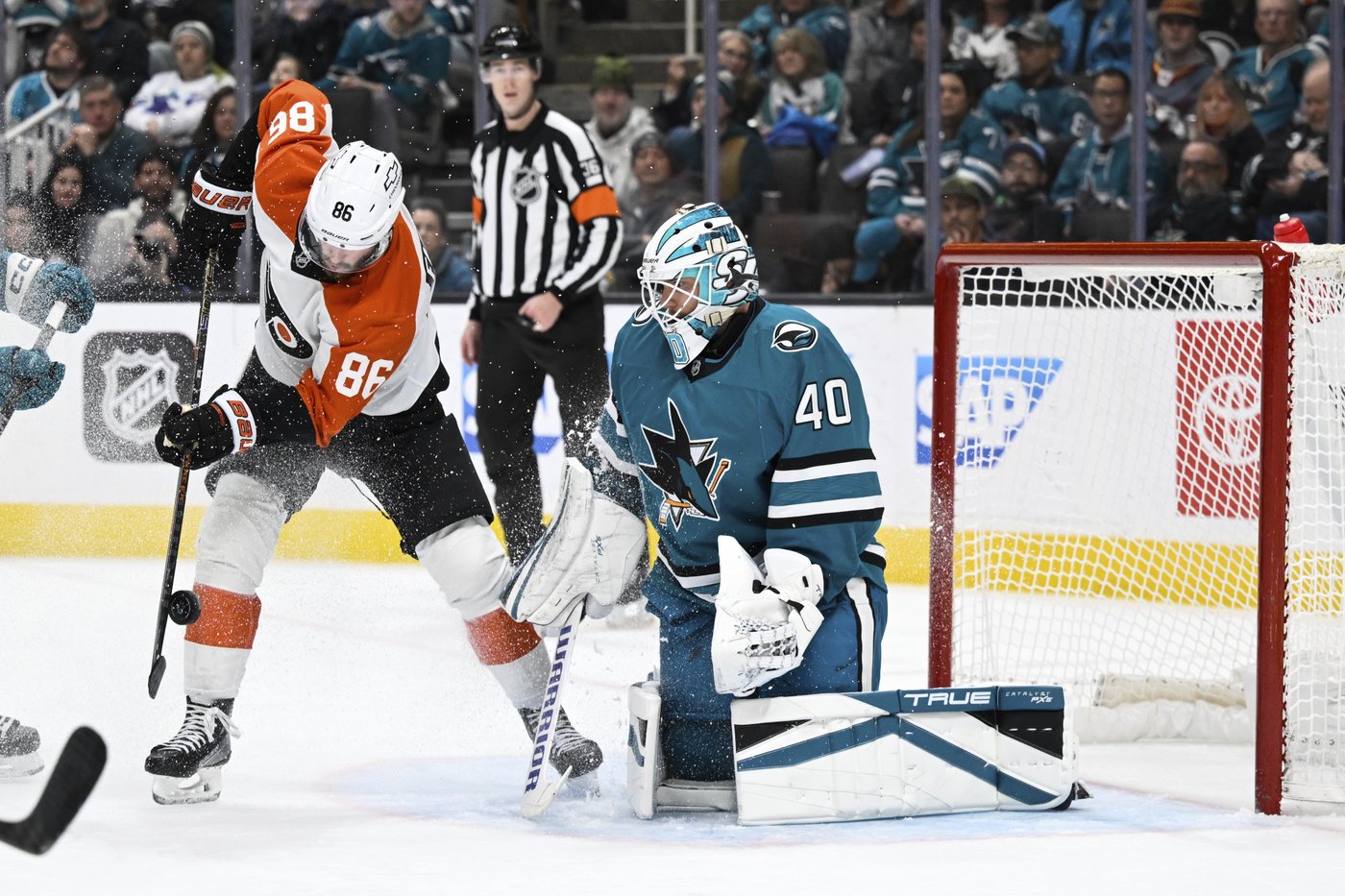 Travis Konecny scores team-leading 17th goal in Flyers' 4-0 shutout over Sharks | iNFOnews.ca Travis Konecny scores team-leading 17th goal in Flyers' 4-0 shutout over Sharks | iNFOnews.ca