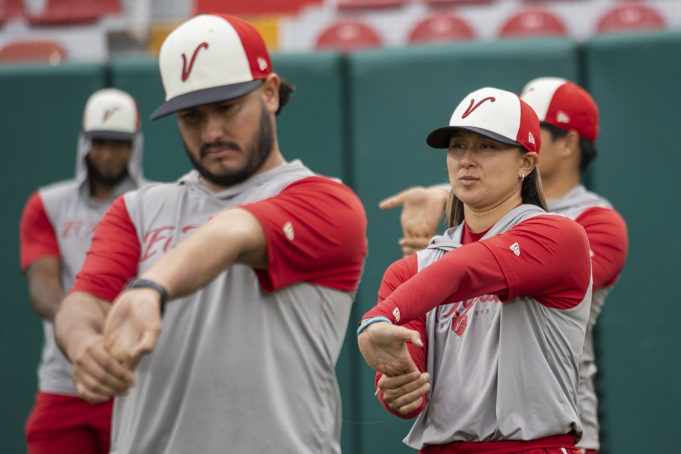 Kelsie Whitmore is feeling 'awesome' as she tries out in Mexican Baseball League and learns Spanish | iNFOnews.ca