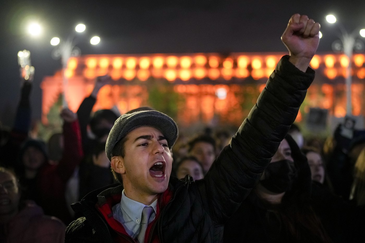 Romanian constitutional court validates first round of presidential race after vote recount | iNFOnews.ca Romanian constitutional court validates first round of presidential race after vote recount | iNFOnews.ca