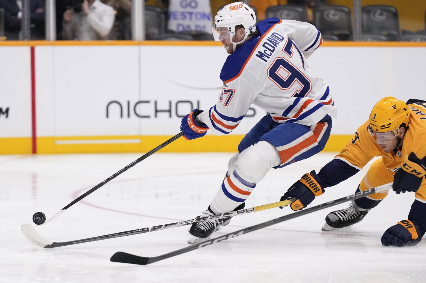 Kulak scores twice and McDavid gets first goal of season as Oilers beat Predators 4-2 | iNFOnews.ca Kulak scores twice and McDavid gets first goal of season as Oilers beat Predators 4-2 | iNFOnews.ca