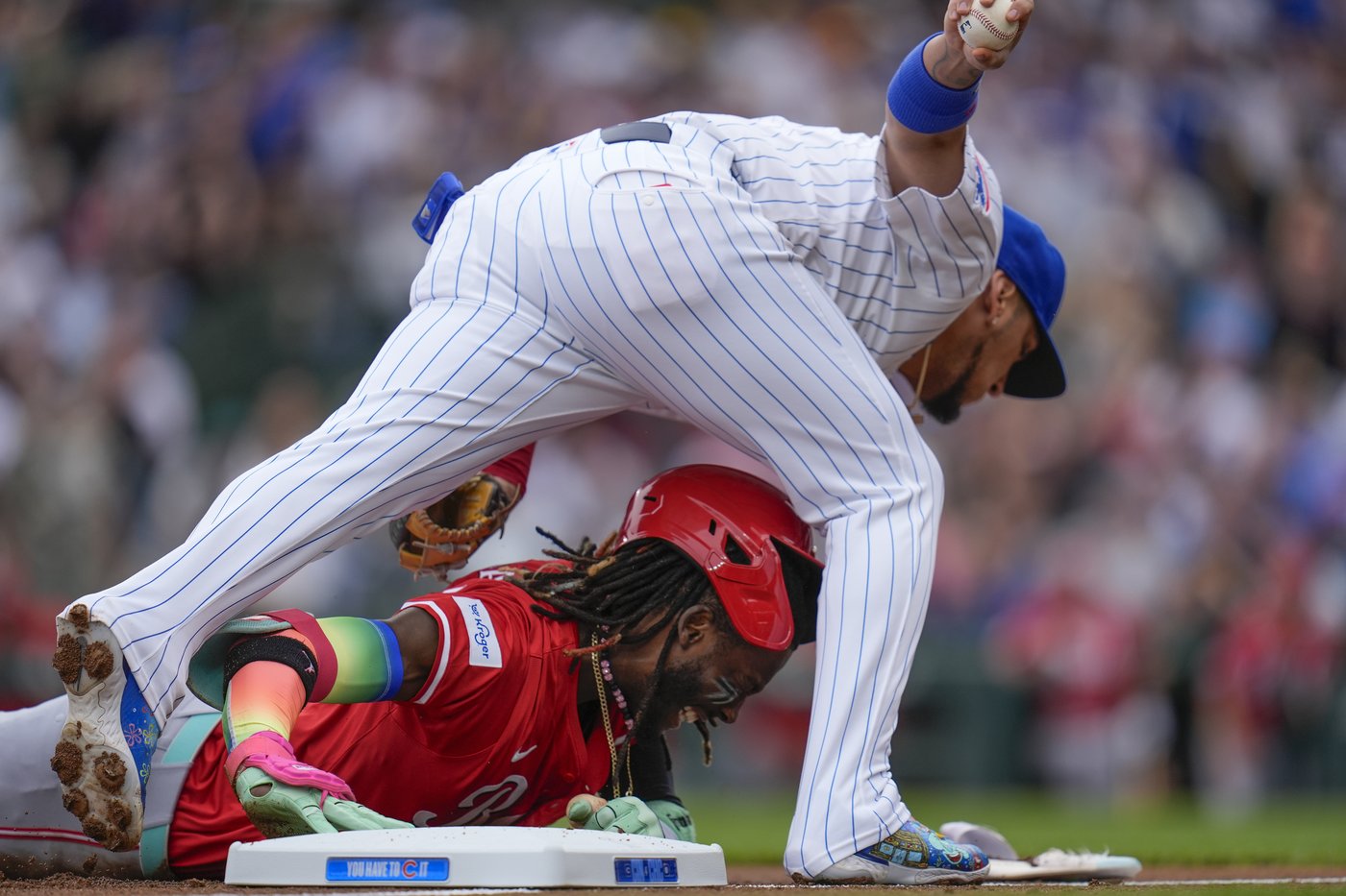 Taillon pitches 7 crisp innings as the Cubs blank the Reds 1-0 | iNFOnews.ca