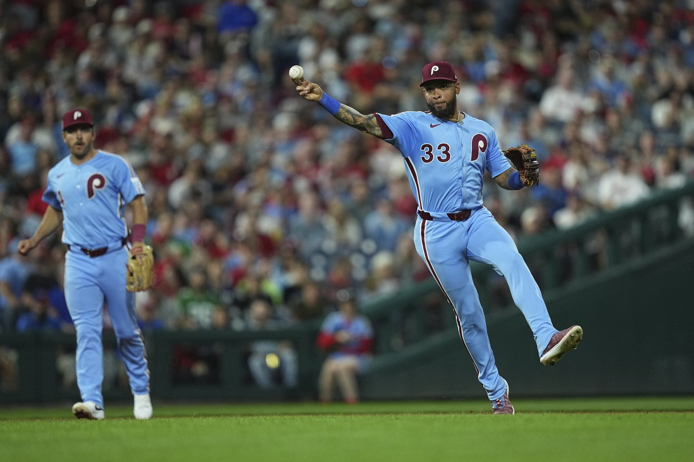Phillies' Edmundo Sosa hits injured list with groin strain, Rafael Lantigua called up | iNFOnews.ca Phillies' Edmundo Sosa hits injured list with groin strain, Rafael Lantigua called up | iNFOnews.ca