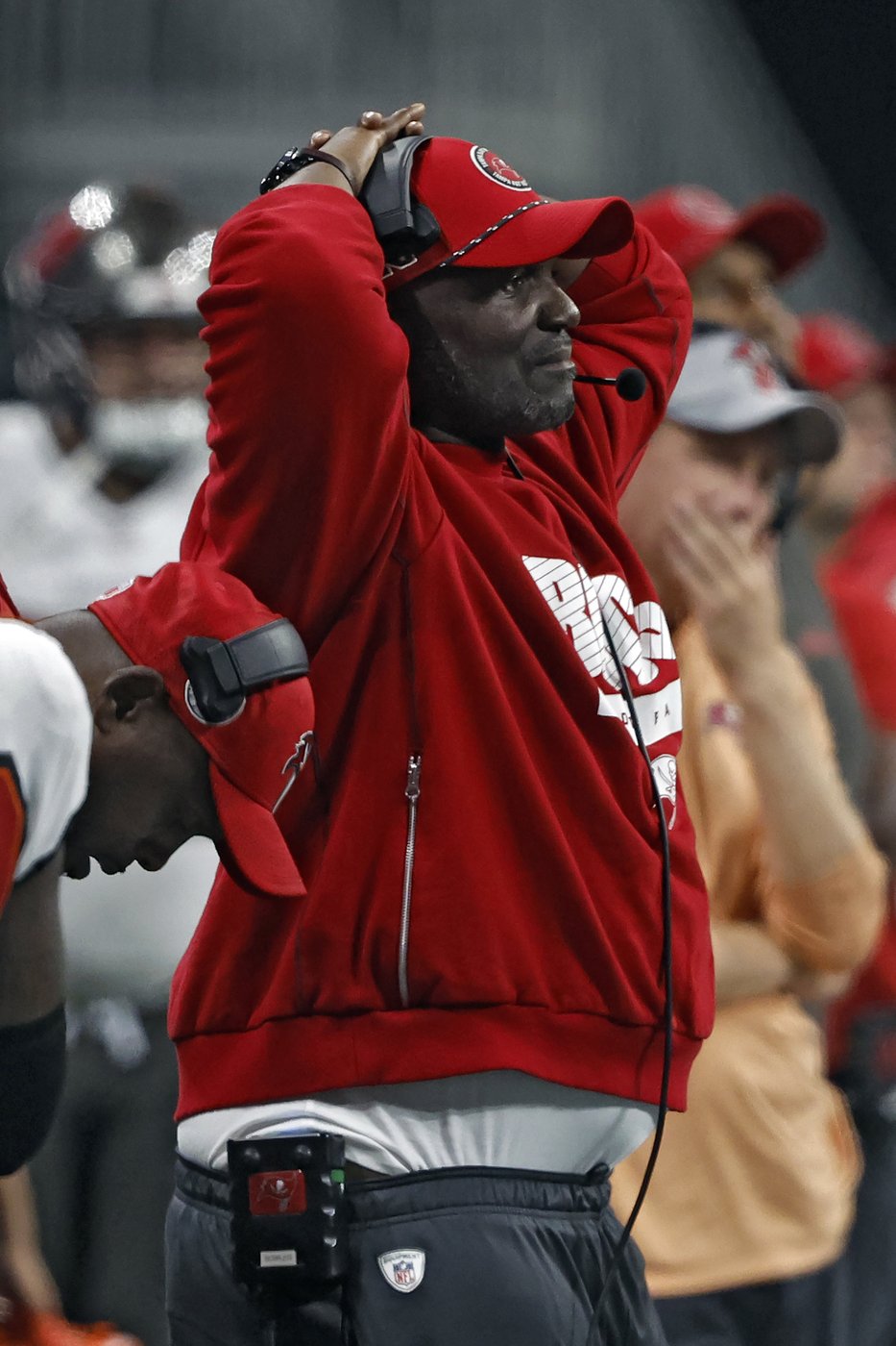 Bowles says fixing Bucs defense won't involve him giving up calling plays | iNFOnews.ca Bowles says fixing Bucs defense won't involve him giving up calling plays | iNFOnews.ca