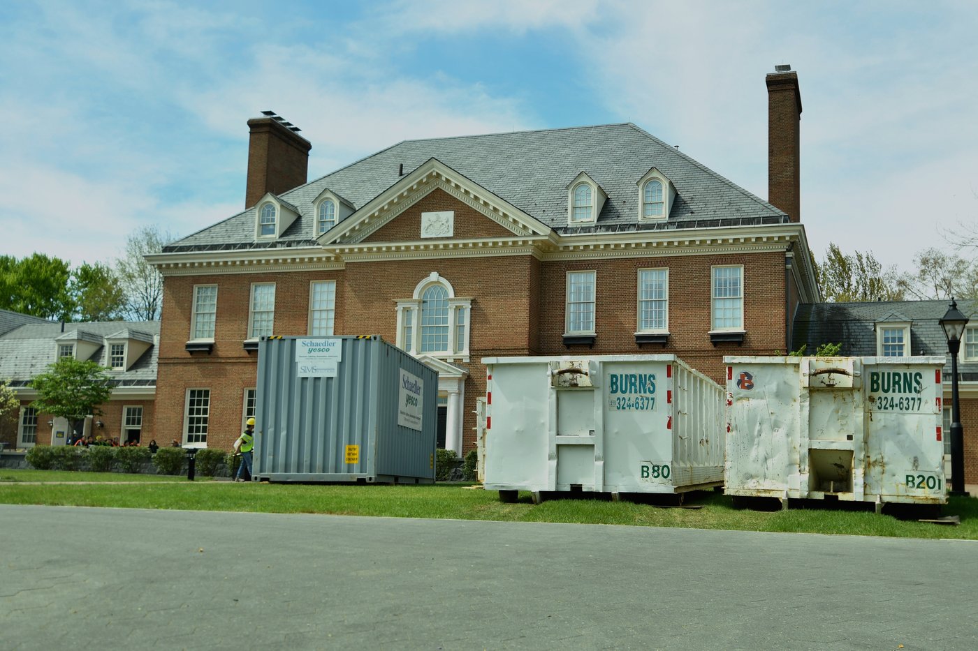 Pennsylvania governor reopens fire-damaged official residence to public as cleanup goes on | iNFOnews.ca