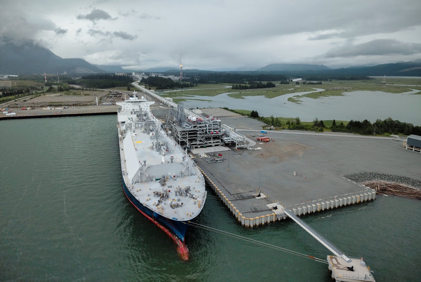 'Historic moment': First LNG Canada shipment departs B.C. for Asia | iNFOnews.ca