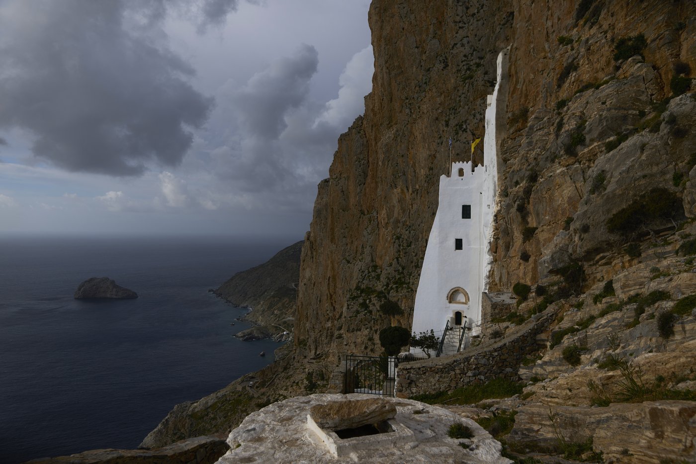 In 50-plus years at a cliffside Greek island monastery, one monk keeps faith and community together | iNFOnews.ca