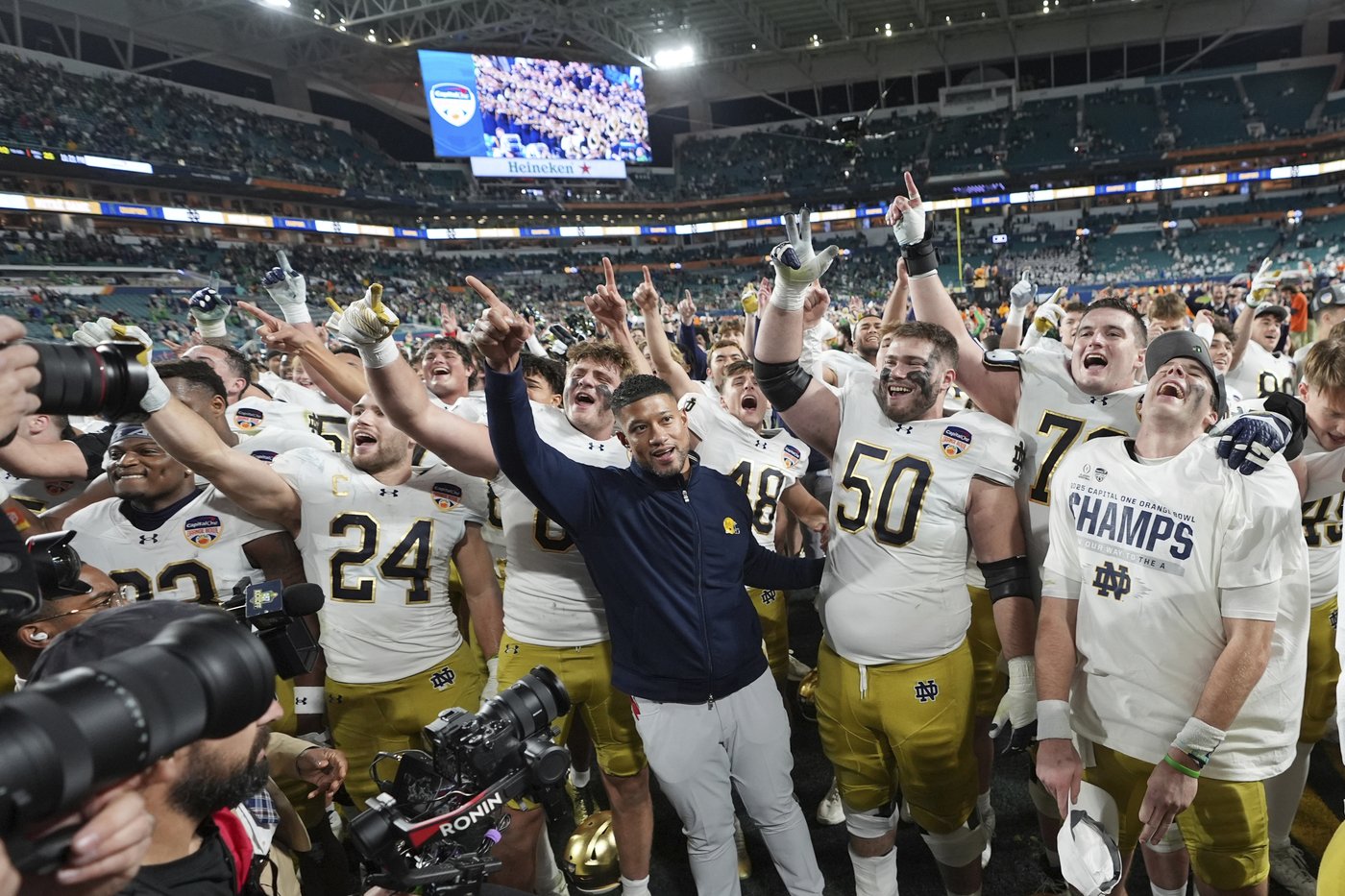 Notre Dame gets late pick and field goal to make title game with 27-24 win over Penn State | iNFOnews.ca Notre Dame gets late pick and field goal to make title game with 27-24 win over Penn State | iNFOnews.ca
