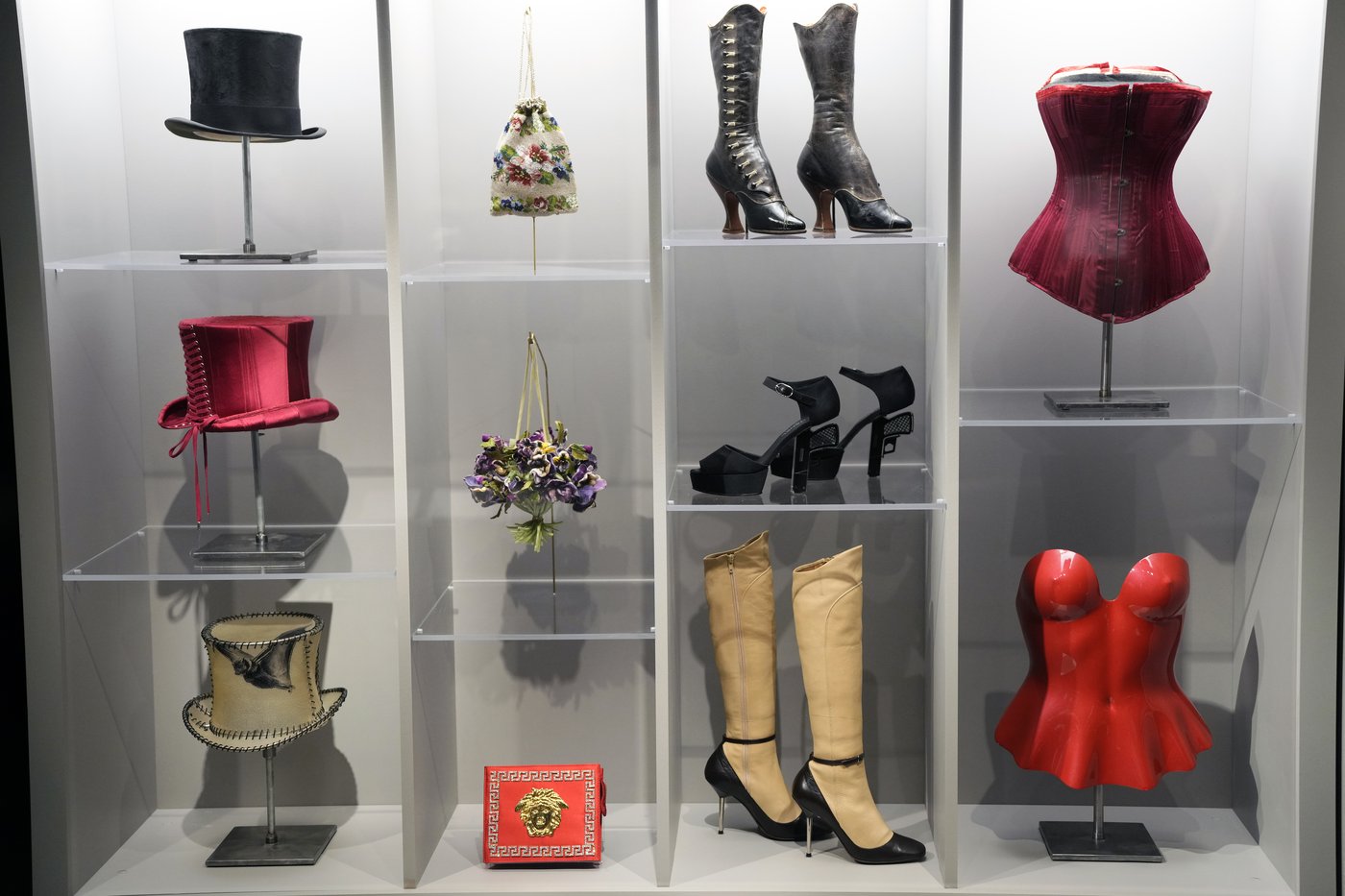 Fashion meets Freud. A new exhibit explores clothes through a psychoanalytic lens | iNFOnews.ca