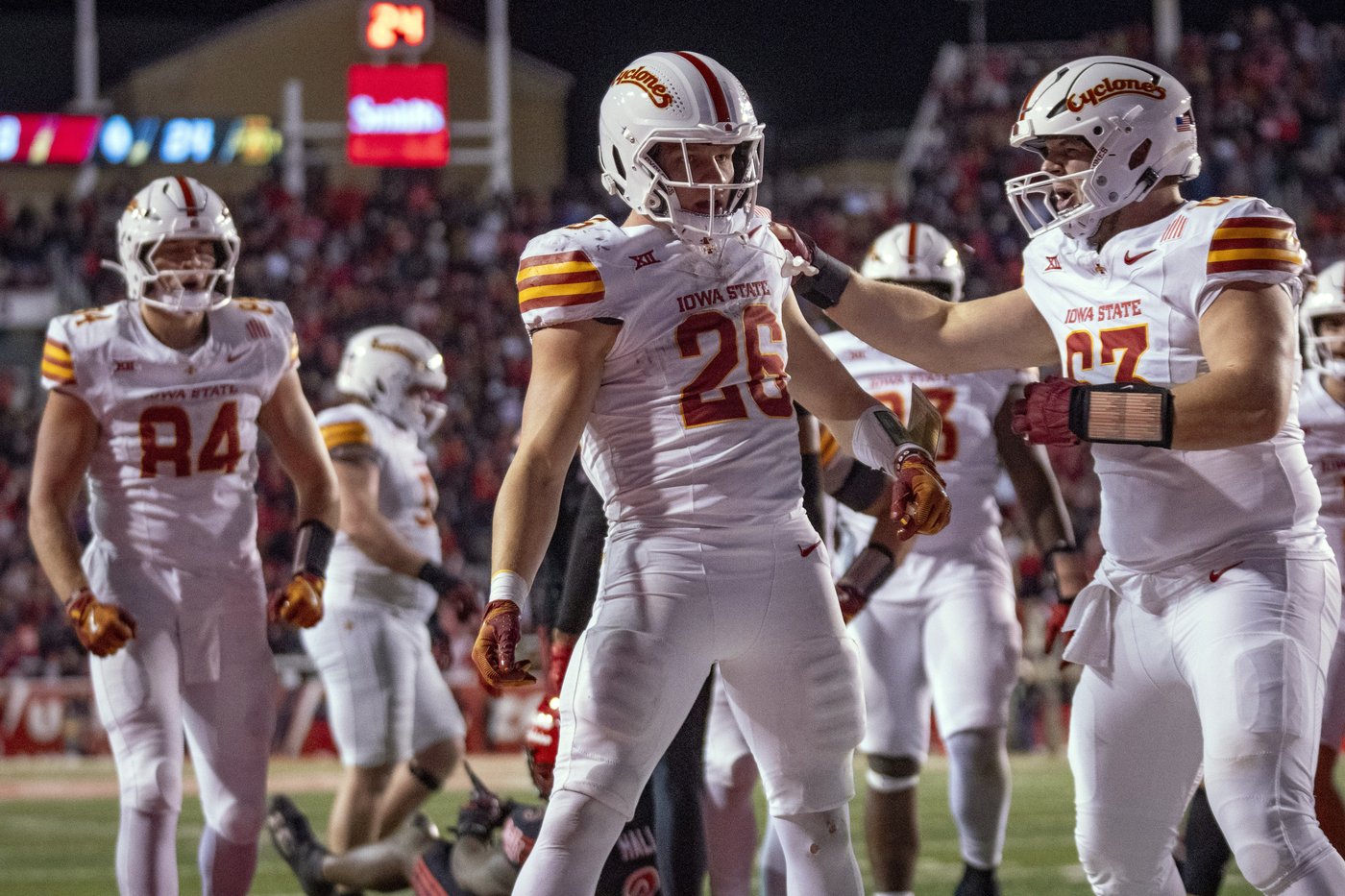 No. 22 Iowa State keeps Big 12 title, CFP hopes alive with 31-28 win over Utah | iNFOnews.ca