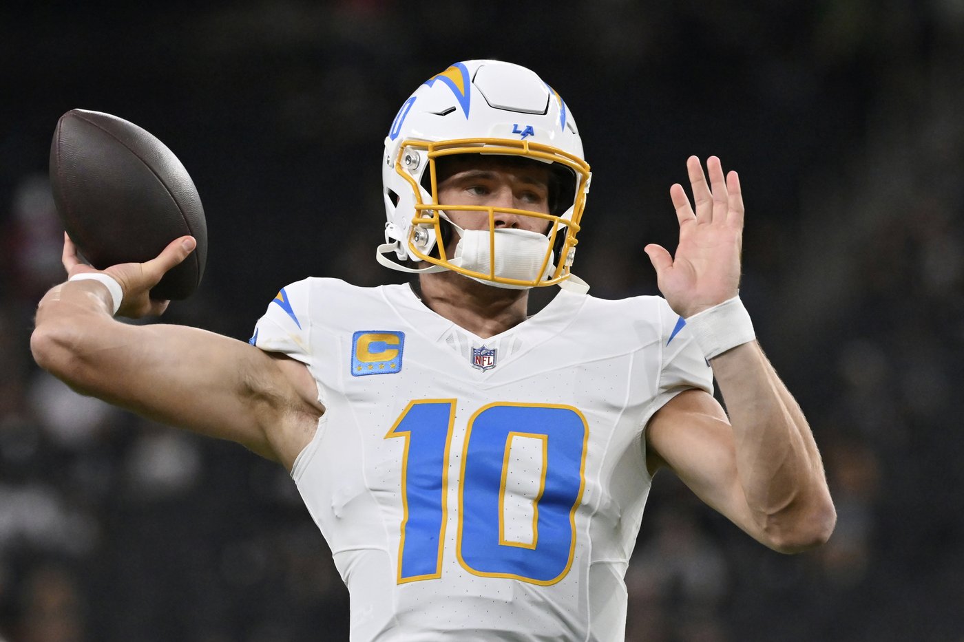 Chargers aim for 3-0 start with AFC West clash against Broncos | iNFOnews.ca