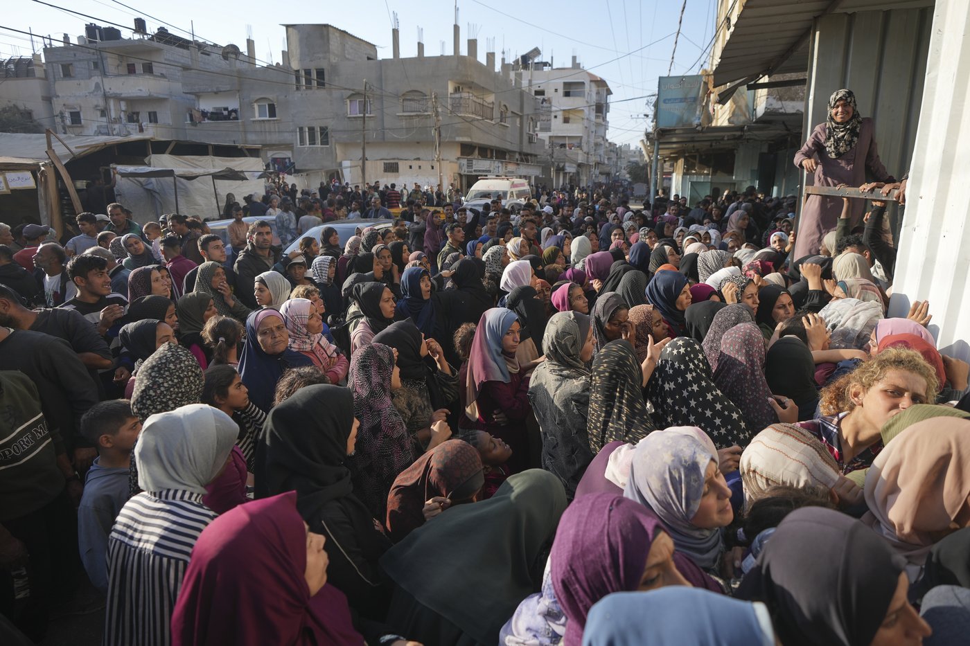 Middle East latest: ICC issues warrant for Israel's Netanyahu as Gaza death toll soars past 44,000 | iNFOnews.ca Middle East latest: ICC issues warrant for Israel's Netanyahu as Gaza death toll soars past 44,000 | iNFOnews.ca