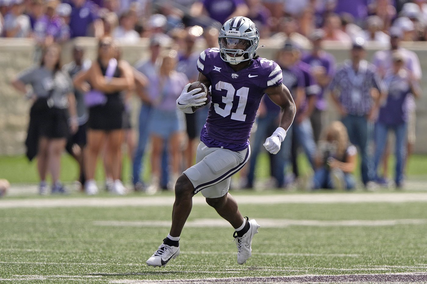 DJ Giddens to fuel No. 17 Kansas State's vaunted rushing attack at West Virginia | iNFOnews.ca