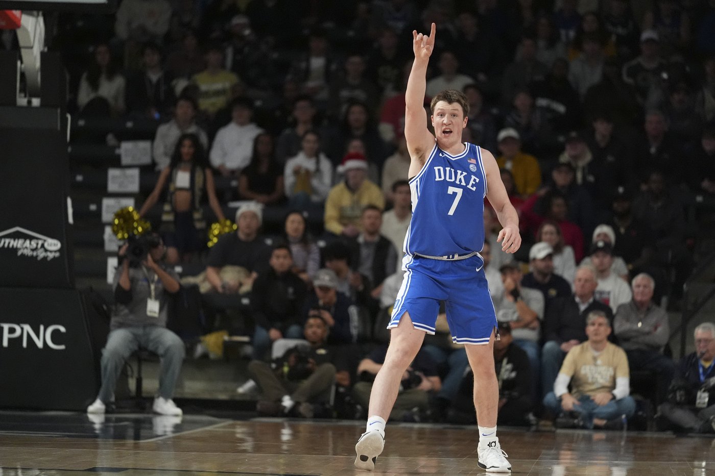 Knueppel scores 18 points as No. 5 Duke romps to 82-56 win over Georgia Tech | iNFOnews.ca Knueppel scores 18 points as No. 5 Duke romps to 82-56 win over Georgia Tech | iNFOnews.ca