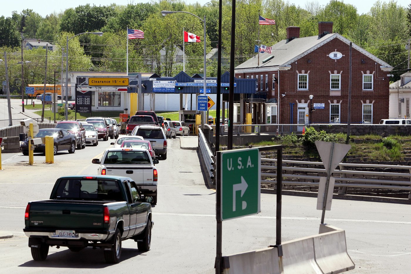 Some schools in Canada are putting U.S. field trips on hold amid trade war | iNFOnews.ca