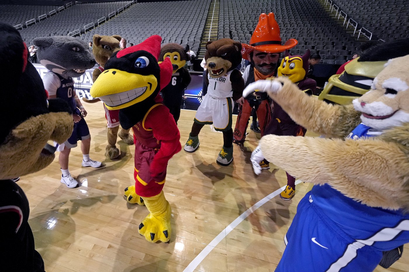 Despite four new teams, the Big 12 women's basketball title could be decided by some familiar faces | iNFOnews.ca Despite four new teams, the Big 12 women's basketball title could be decided by some familiar faces | iNFOnews.ca