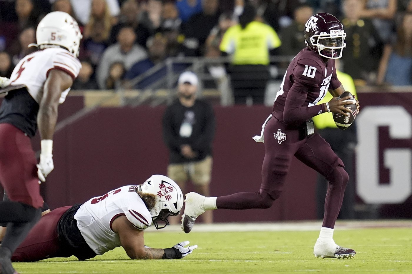 SEC This Week: No. 7 Alabama visits Oklahoma in rare in-season clash of traditional college powers | iNFOnews.ca