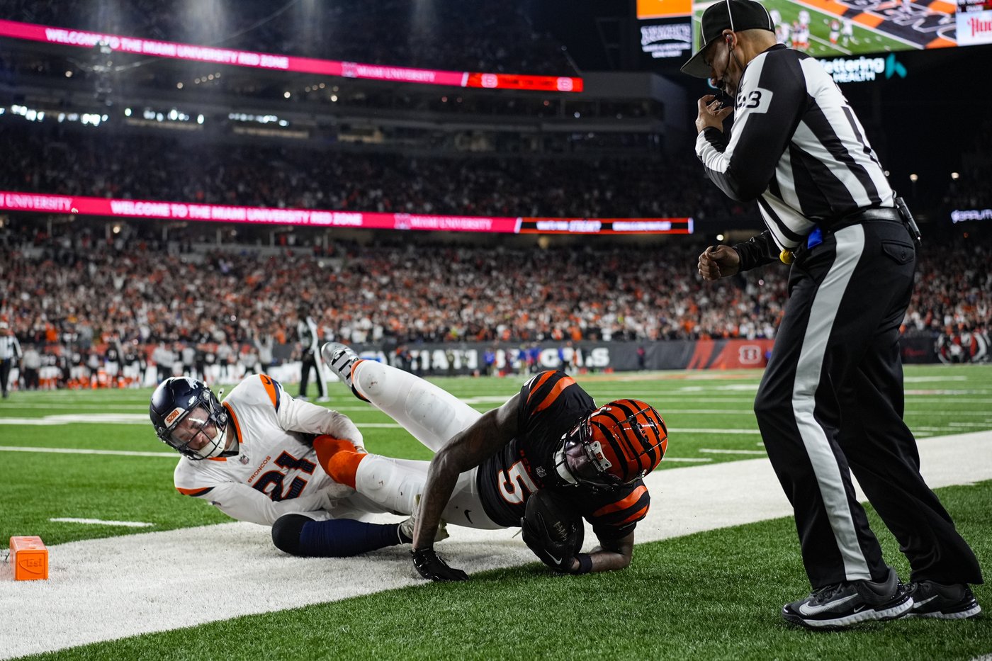 Broncos miss another chance to secure playoff berth, forcing a must-win scenario against Chiefs | iNFOnews.ca