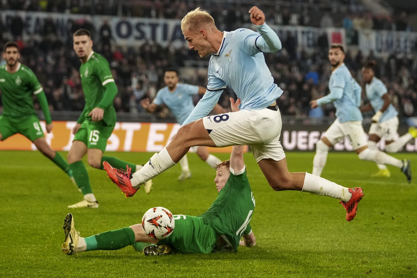 Hojlund scores 2 for Man United to give Amorim winning home debut in Europa League | iNFOnews.ca Hojlund scores 2 for Man United to give Amorim winning home debut in Europa League | iNFOnews.ca