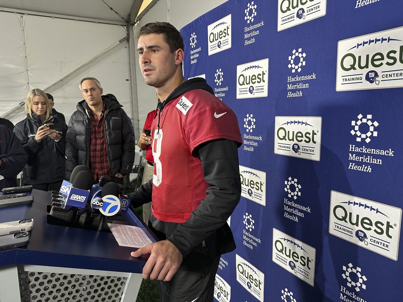 Daniel Jones is signing with the Vikings after his release from the Giants, AP source says | iNFOnews.ca Daniel Jones is signing with the Vikings after his release from the Giants, AP source says | iNFOnews.ca