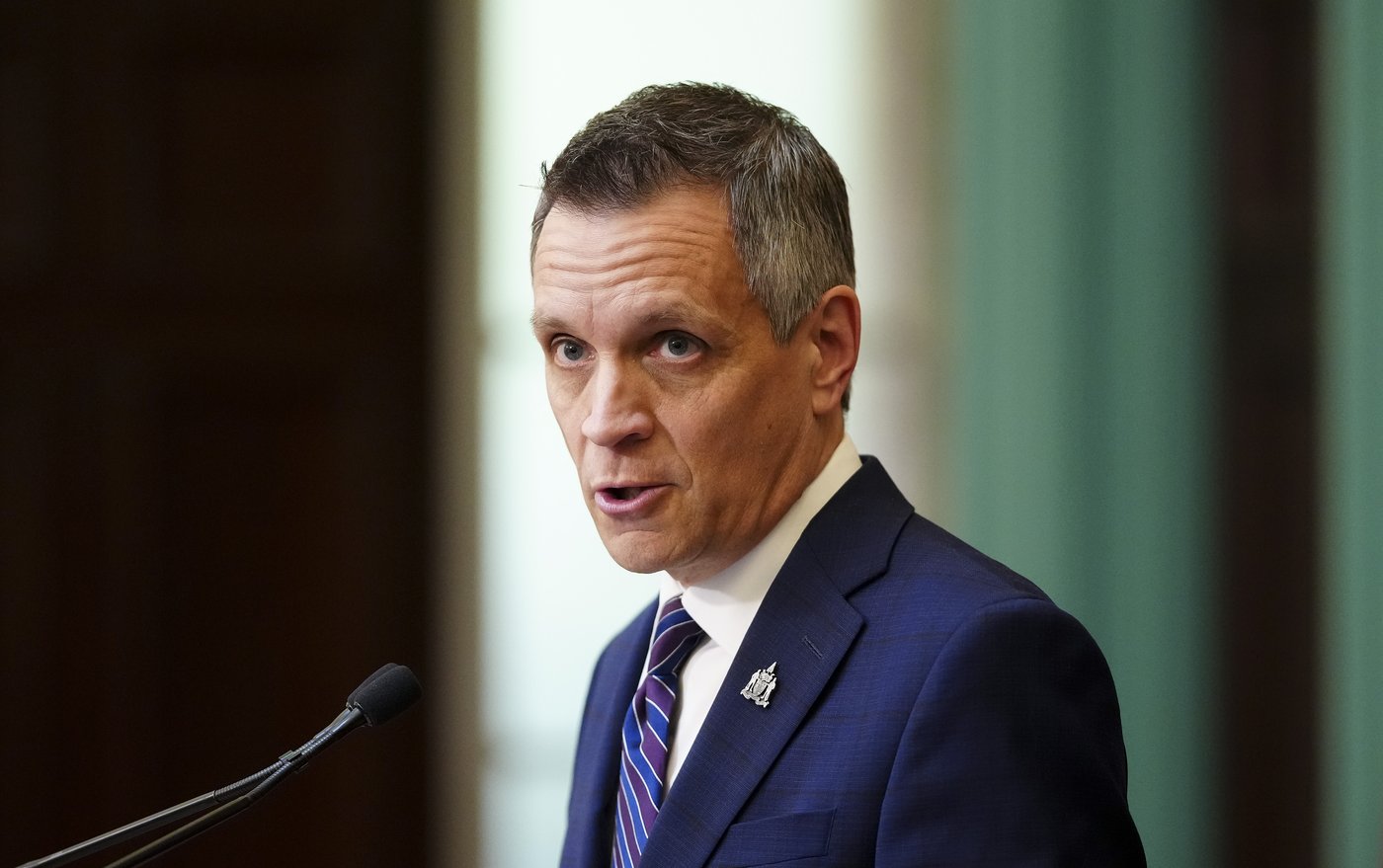 Ottawa mayor promises to end youth homelessness in the city within five years | iNFOnews.ca Ottawa mayor promises to end youth homelessness in the city within five years | iNFOnews.ca