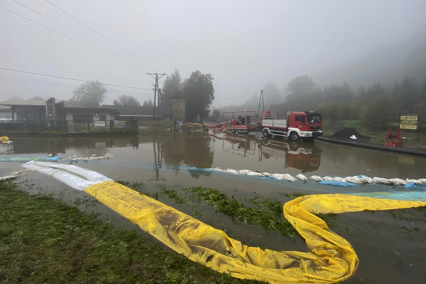 Rising rivers threaten southern Poland as flooding recedes elsewhere in Central Europe | iNFOnews.ca