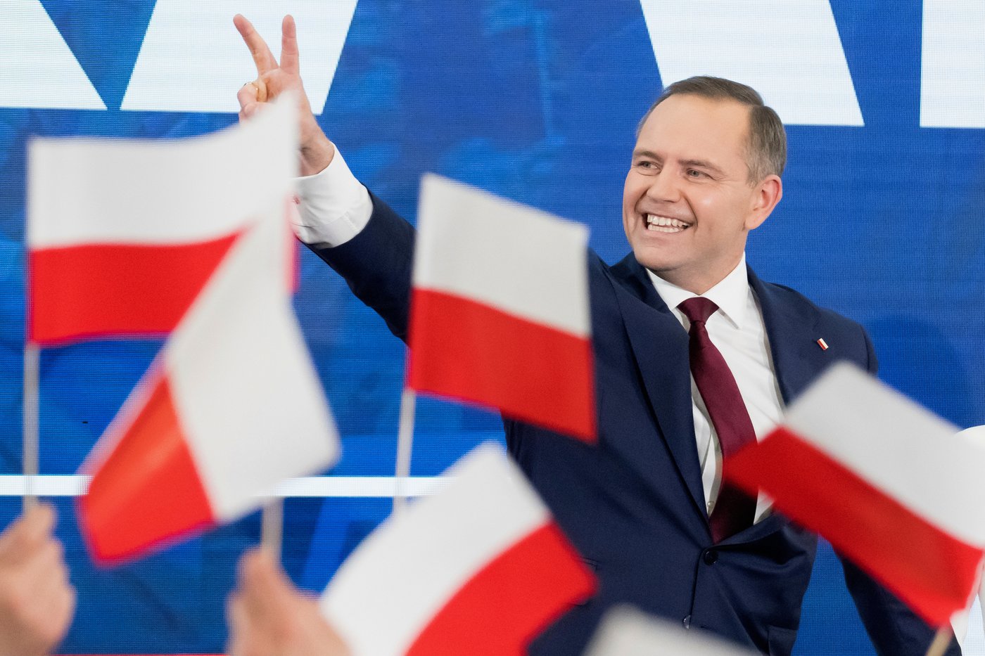 Liberal mayor and conservative historian headed to presidential runoff in Poland, exit poll suggests | iNFOnews.ca Liberal mayor and conservative historian headed to presidential runoff in Poland, exit poll suggests | iNFOnews.ca