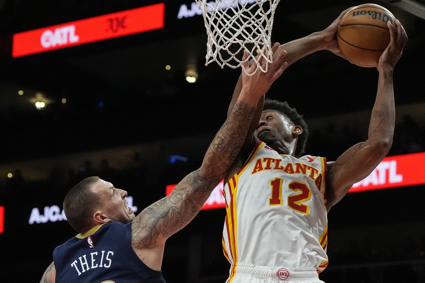 Hawks beat skidding Pelicans 124-112 to extend win streak to 4 games | iNFOnews.ca Hawks beat skidding Pelicans 124-112 to extend win streak to 4 games | iNFOnews.ca